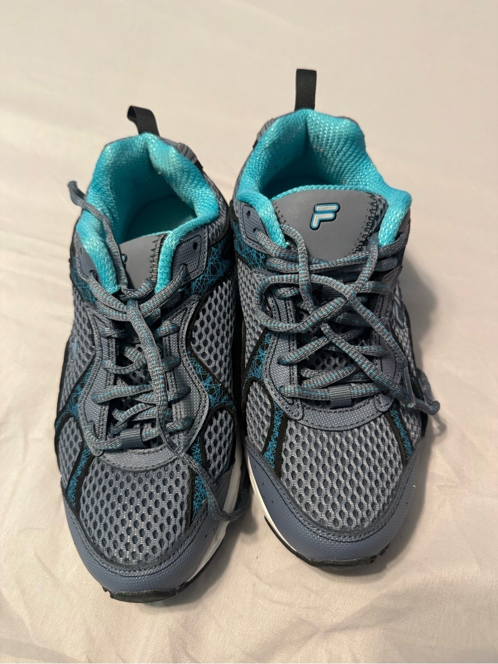 FILA Women’s Gray & Aqua Mesh Running - Athletic Sneakers - LIKE NEW Never Worn